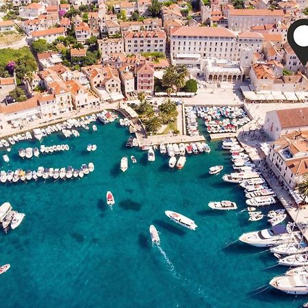 Rooms And Apartments Villa Town Gate Hvar Hvar Town Bagian luar foto