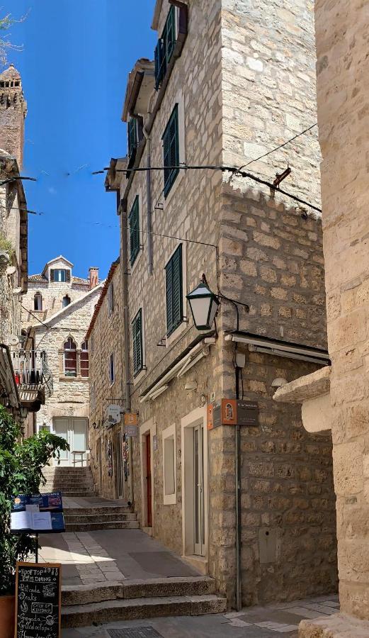 Rooms And Apartments Villa Town Gate Hvar Hvar Town Bagian luar foto