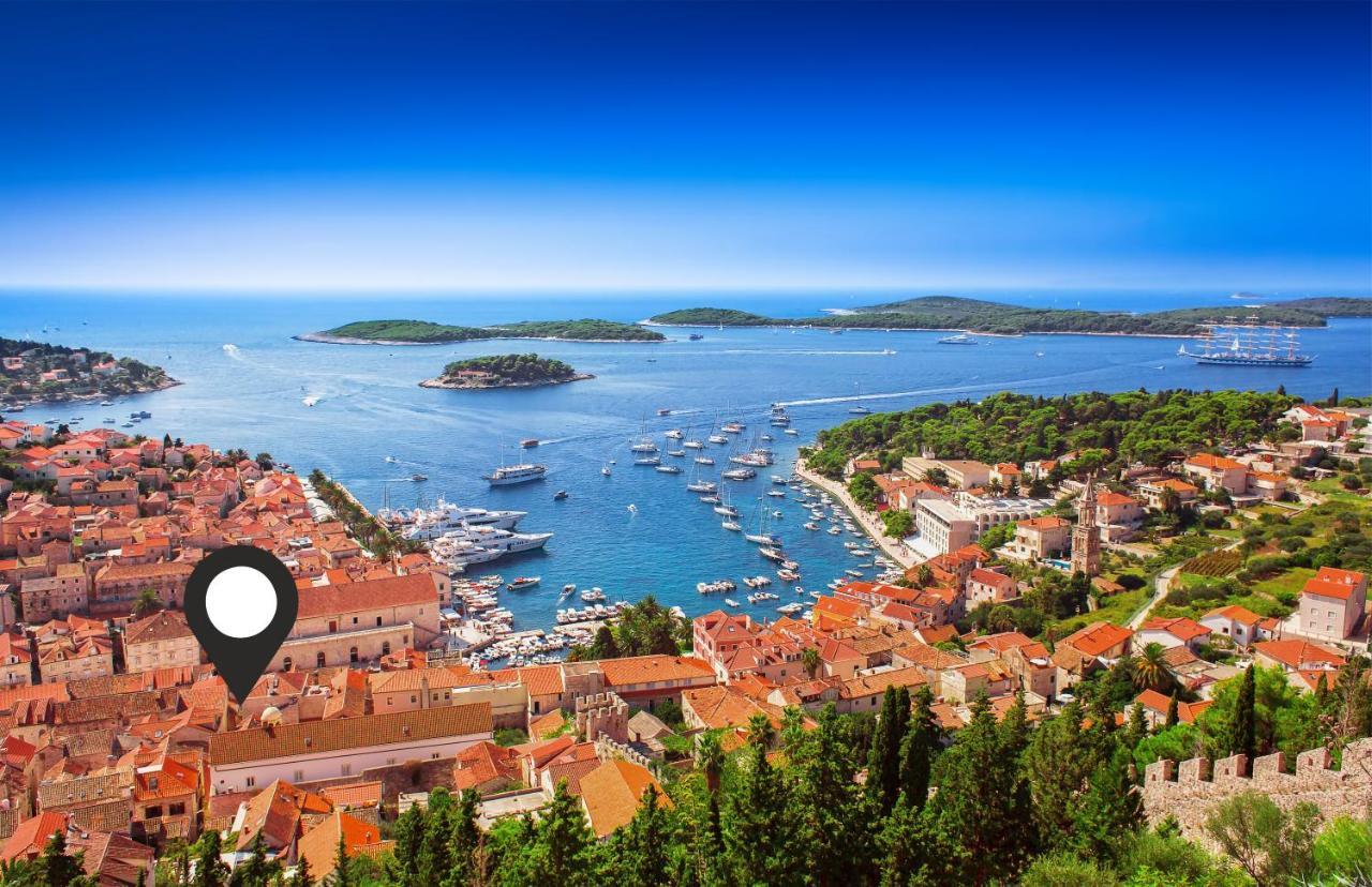 Rooms And Apartments Villa Town Gate Hvar Hvar Town Bagian luar foto